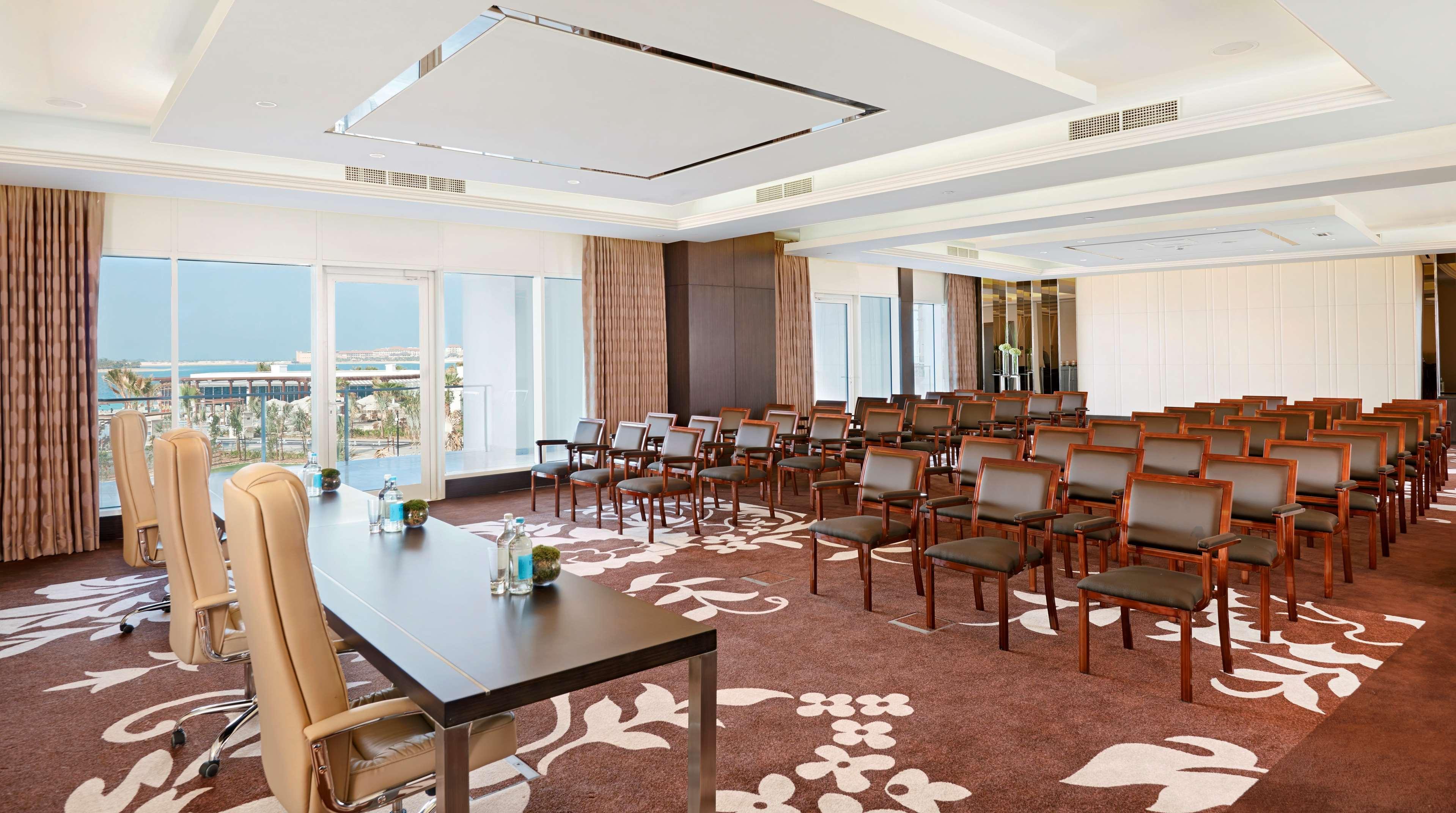 Waldorf Astoria Dubai Palm Jumeirah Esterno foto Meeting room