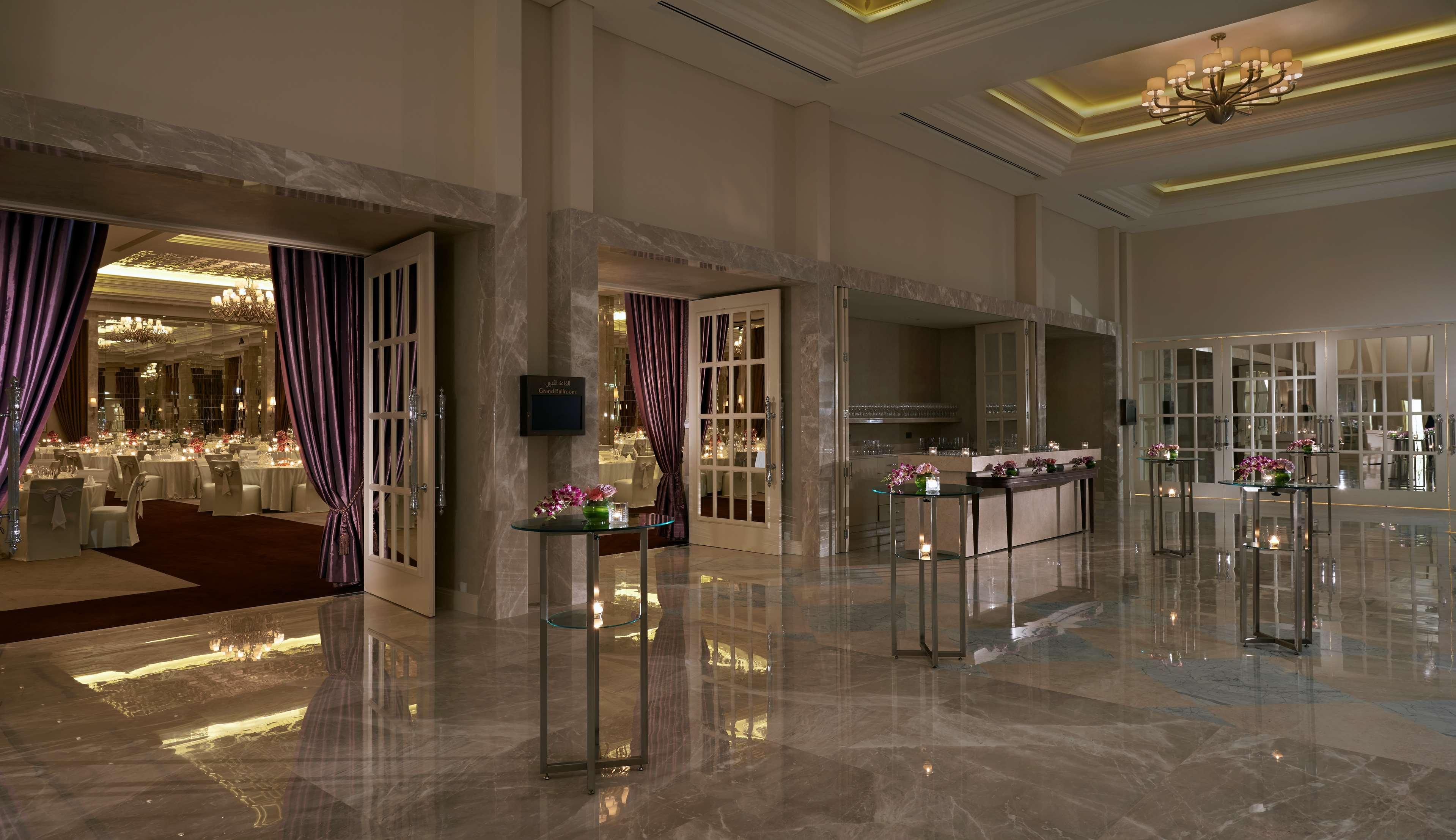 Waldorf Astoria Dubai Palm Jumeirah Esterno foto The lobby